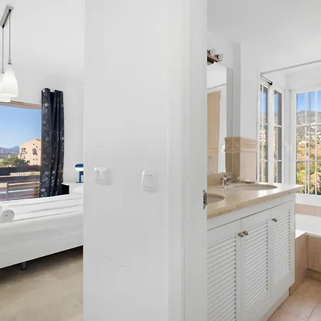 Appartement Torreblanca With Pool By Costarentals - Ref 63